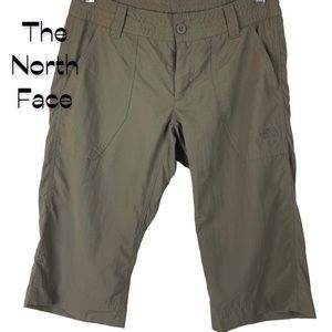 The North Face Hiking Capris Pants Size 4